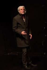 Photo le rêve d'un homme ridicule@Charles Hermand